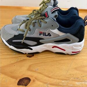 Women’s Ray Tracer Fila Sneakers